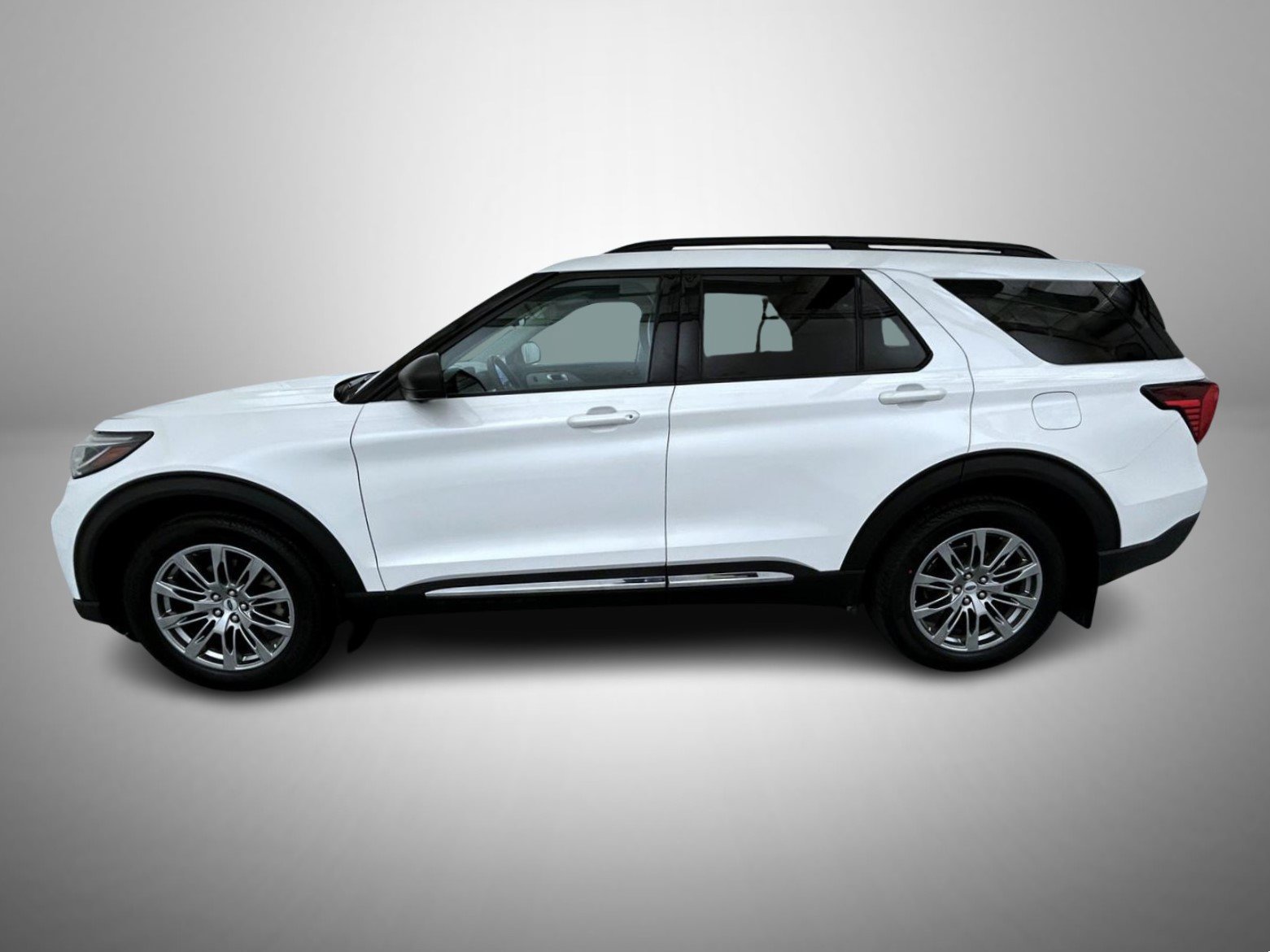 Used 2025 Ford Explorer Active w/ Active Comfort Package AWD/4WD image 8