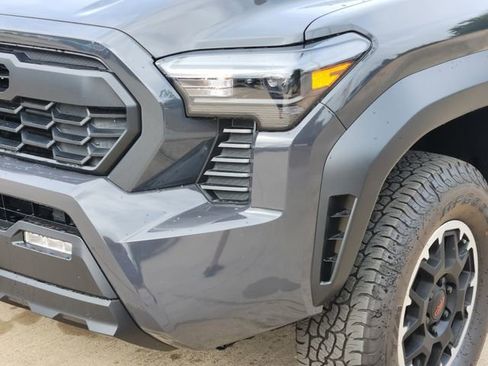 New 2026 Toyota Tacoma TRD Off-Road AWD/4WD image 7