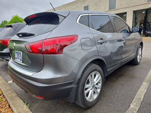 Used 2019 Nissan Rogue Sport S w/ Appearance Package FWD image 6
