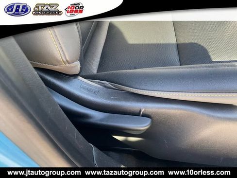 Used 2025 Chevrolet Trax ACTIV w/ Sunroof Package FWD image 15