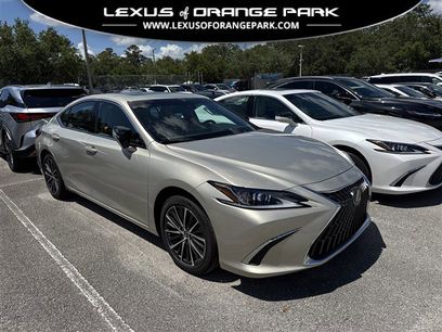 Used 2025 Lexus ES 350 w/ Premium Package