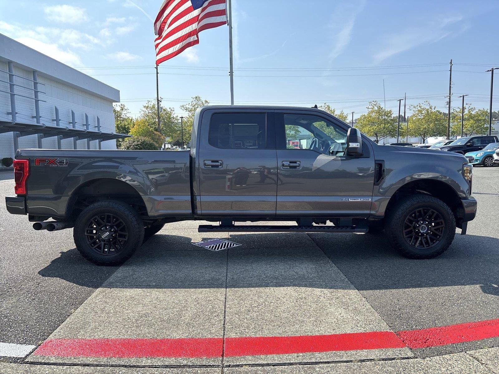 Used 2019 Ford F350 Lariat AWD/4WD image 5