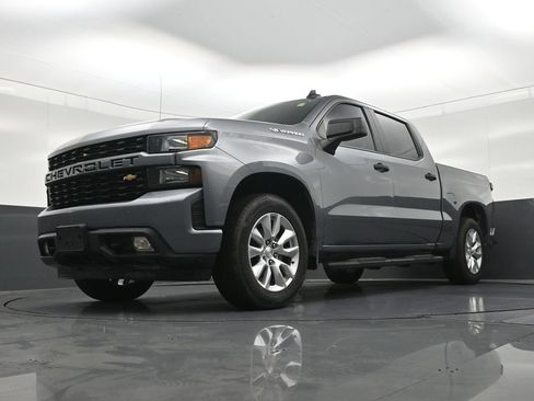 Used 2022 Chevrolet Silverado 1500 Custom w/ Safety Confidence Package AWD/4WD image 23