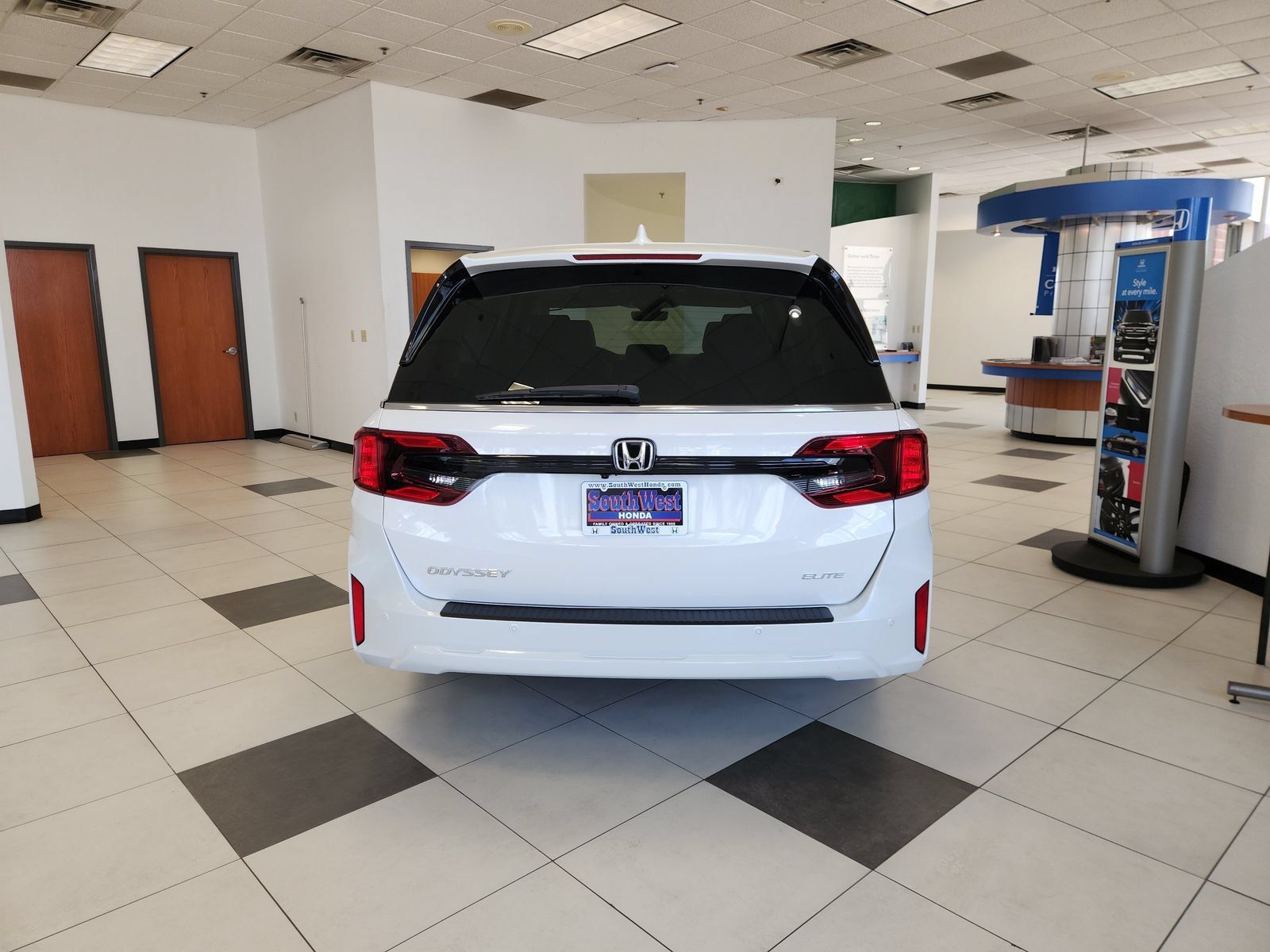 New 2026 Honda Odyssey Elite image 7