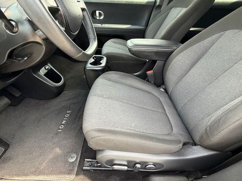 Used 2024 Hyundai Ioniq 5 SEL RWD image 12