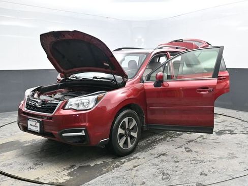 Used 2018 Subaru Forester 2.5i Premium image 40