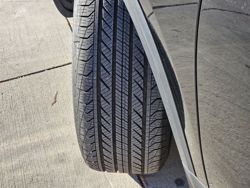 Used 2025 Mercedes-Benz GLA 250 image 11