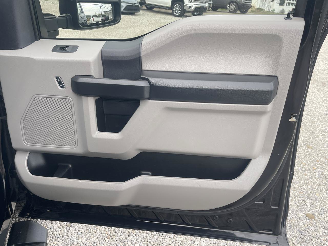 Used 2022 Ford F350 XL w/ STX Appearance Package AWD/4WD image 23