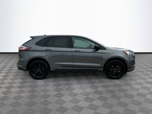 Used 2024 Ford Edge SE w/ Black Appearance Package AWD/4WD image 4