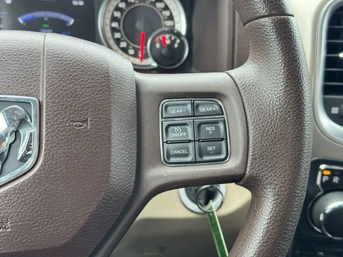 Used 2013 RAM 1500 Classic SLT w/ Premium Display Pkg AWD/4WD image 24