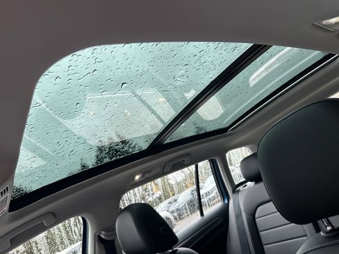 Used 2017 Volkswagen Golf Alltrack SE image 23