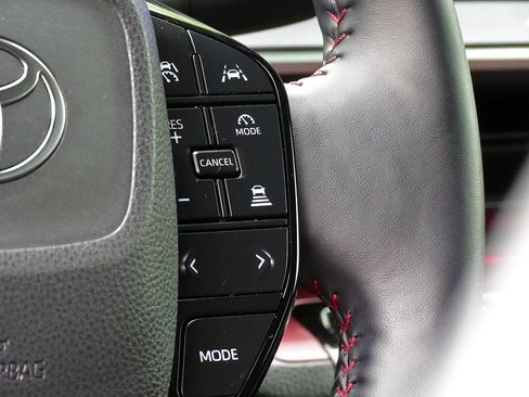 Used 2023 Toyota Prius Prime FWD image 31