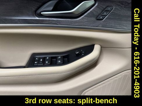 Used 2024 Jeep Grand Cherokee L Limited w/ Luxury Tech Group II image 25