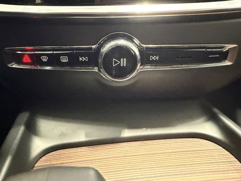 New 2026 Volvo V60 B5 Cross Country Plus w/ Climate Package image 20