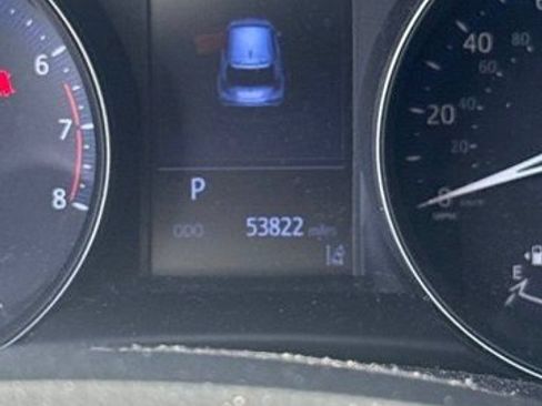 Used 2020 Toyota C-HR XLE FWD image 6