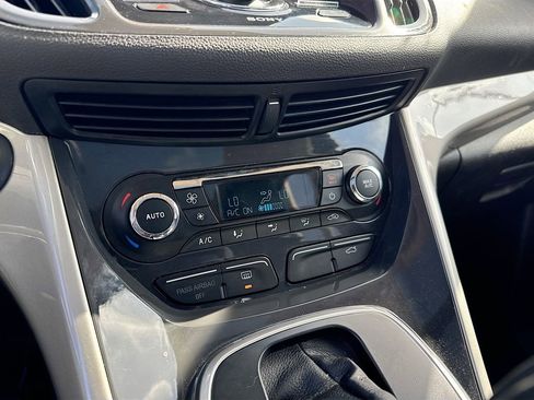 Used 2013 Ford Escape SEL image 29