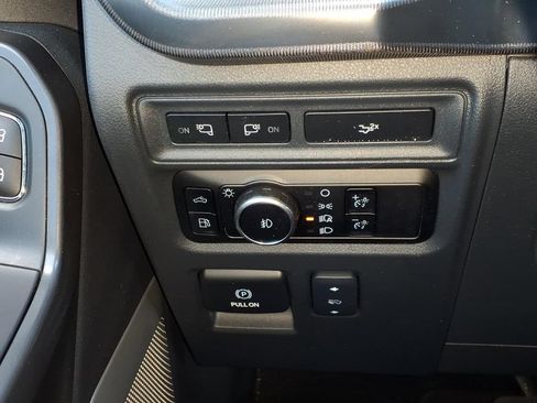 Used 2024 Ford F150 Lariat w/ Equipment Group 502A High AWD/4WD image 36