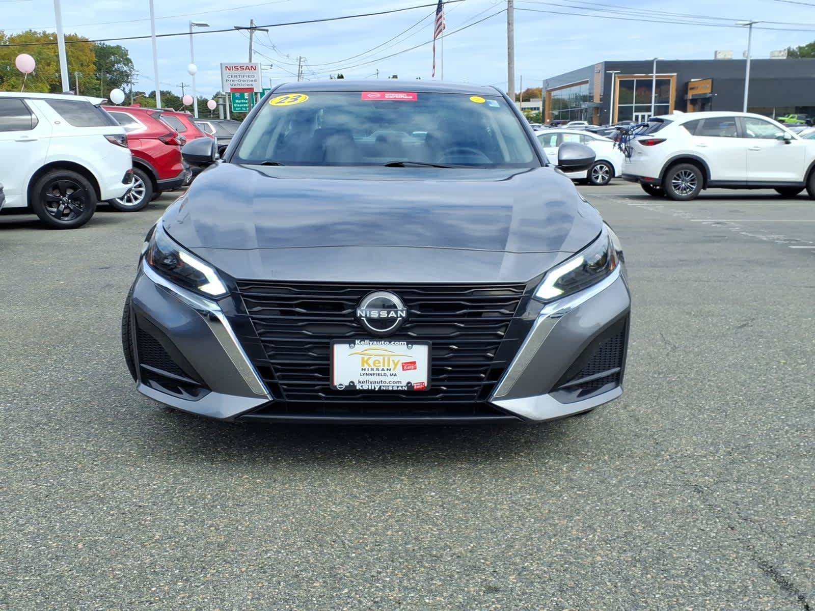 Used 2023 Nissan Altima 2.5 SV AWD/4WD image 2