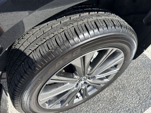 Used 2025 MAZDA CX-5 Signature image 8