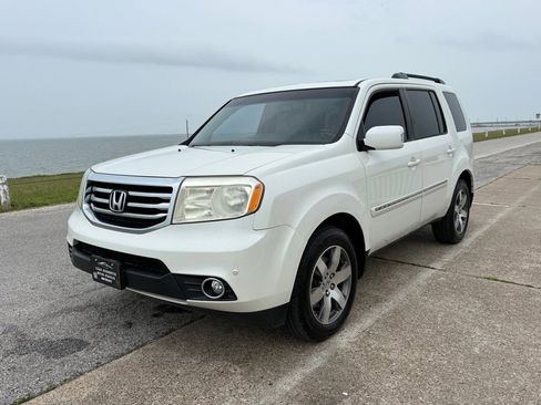 Used 2015 Honda Pilot Touring image 1