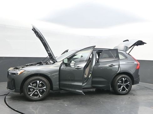 New 2026 Volvo XC60 B5 Core image 40