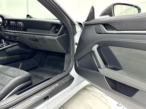 Certified 2024 Porsche 911 Carrera 4 GTS image 24