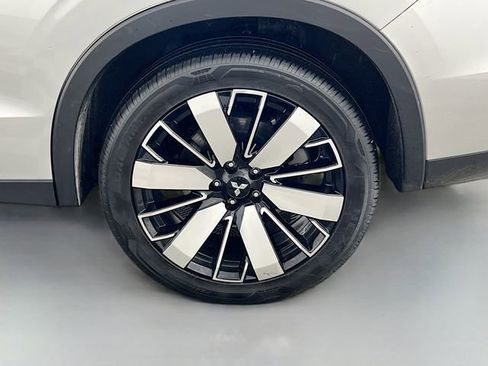 Used 2025 Mitsubishi Outlander SE image 38