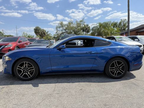 Used 2018 Ford Mustang Coupe w/ Equipment Group 101A image 4