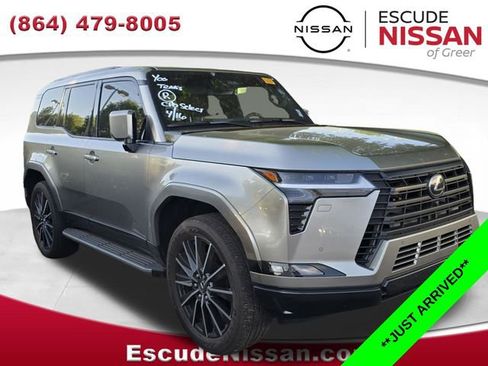 Used 2024 Lexus GX 550 w/ Accessory Package (2T) image 1