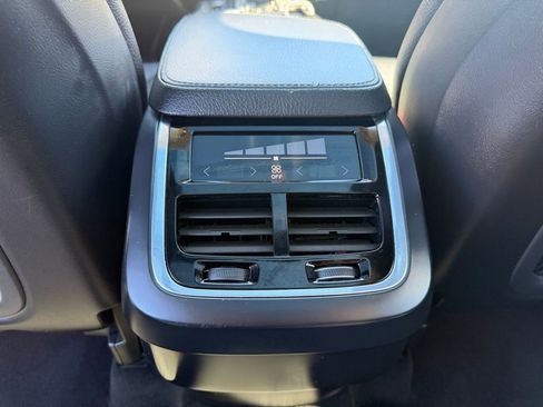 Used 2017 Volvo XC90 T6 Momentum w/ Vision Package AWD/4WD image 21