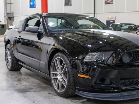 Used 2013 Ford Mustang Boss 302 RWD image 29