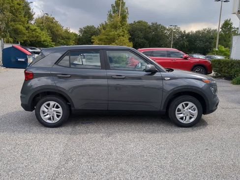 New 2026 Hyundai Venue SE FWD image 8