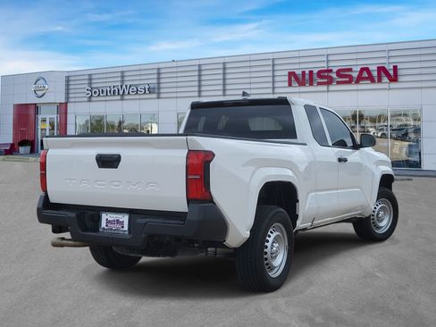 Used 2025 Toyota Tacoma SR RWD image 5