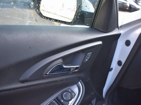 Used 2024 Chevrolet Malibu LT image 14