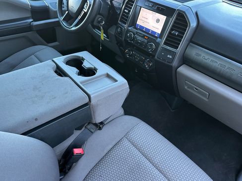 Used 2022 Ford F350 XLT image 15
