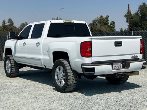 Used 2017 Chevrolet Silverado 2500 High Country w/ Duramax Plus Package AWD/4WD image 7