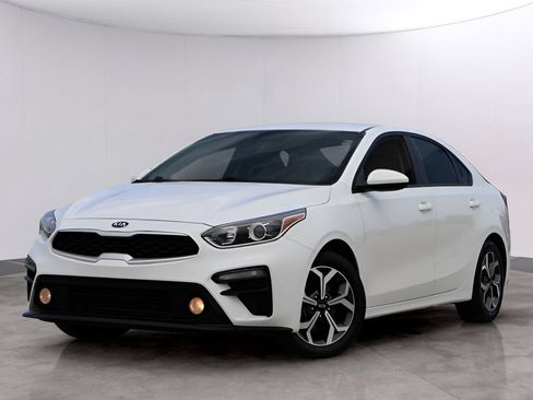 Used 2021 Kia Forte LXS FWD image 1