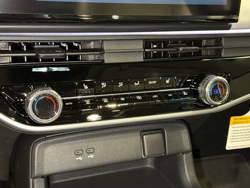 New 2026 Honda Prologue Touring image 28