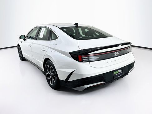 Used 2025 Hyundai Sonata SEL FWD image 5