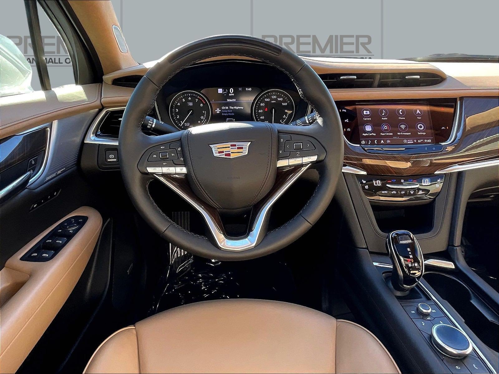 Used 2025 Cadillac XT6 Premium Luxury w/ Platinum Package FWD image 10