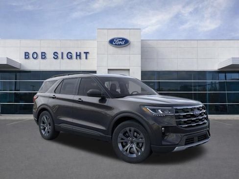New 2026 Ford Explorer Active w/ Active Comfort Package AWD/4WD image 10