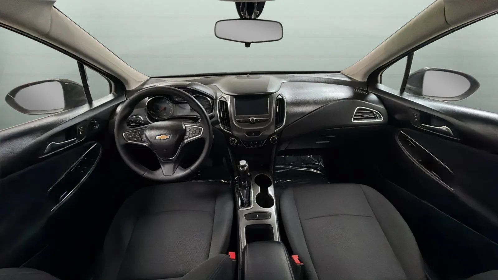 Used 2017 Chevrolet Cruze LT w/ Convenience Package FWD image 9