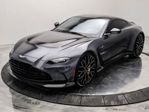 Used 2023 Aston Martin V12 Vantage RWD image 7