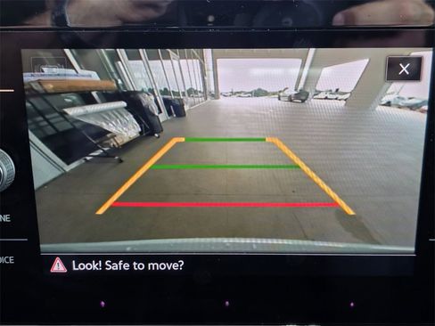 New 2025 Volkswagen Taos SE image 13