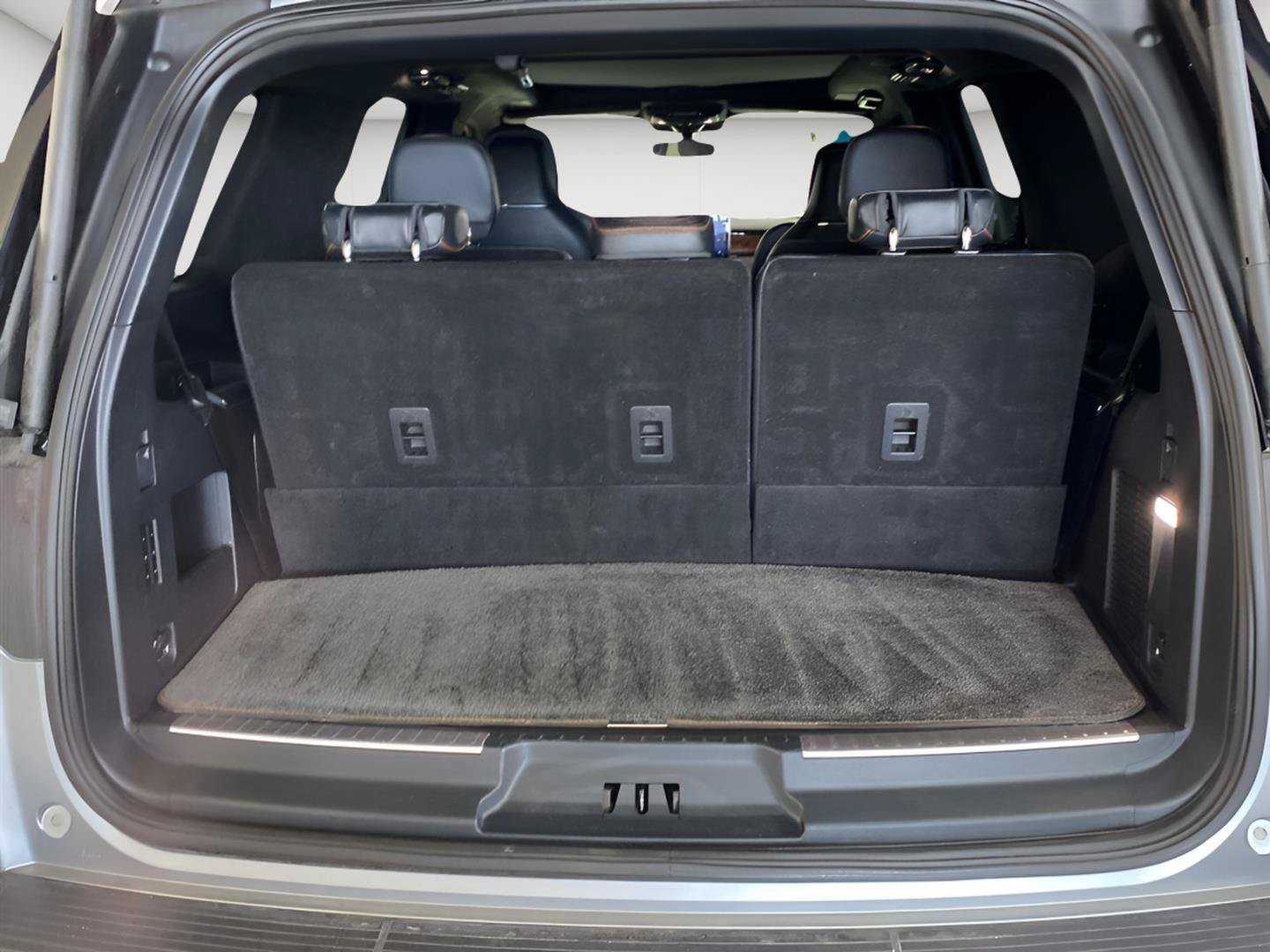 Used 2023 Lincoln Navigator Black Label AWD/4WD image 8