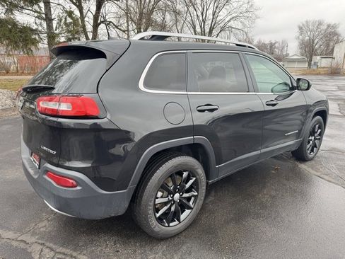 Used 2016 Jeep Cherokee Limited image 5