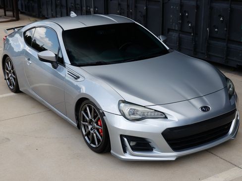 Used 2017 Subaru BRZ Limited w/ Performance Package RWD image 19