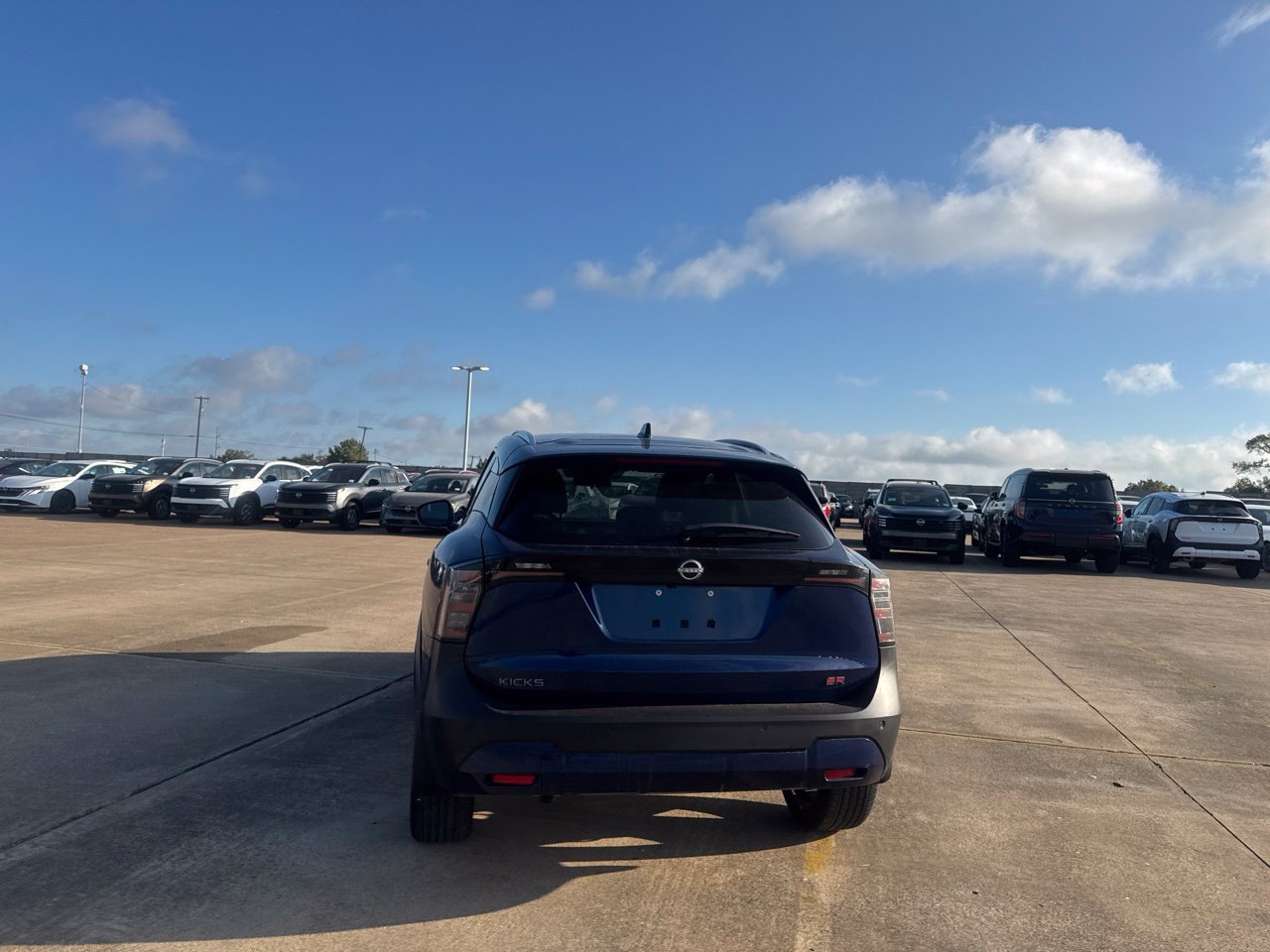 Certified 2025 Nissan Kicks SR FWD image 21