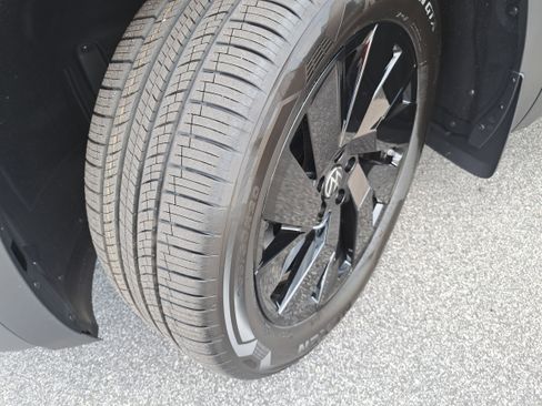 New 2026 Volkswagen Atlas SE image 32