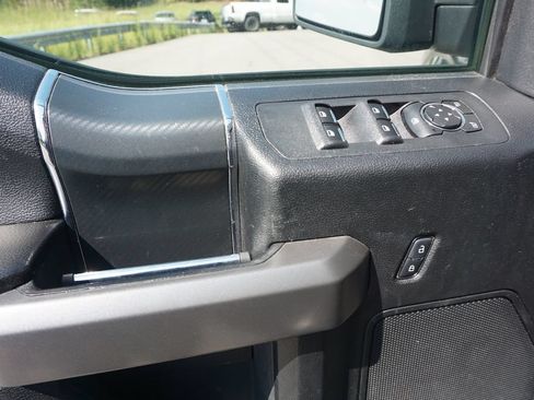 Used 2018 Ford F150 XLT w/ Equipment Group 302A Luxury AWD/4WD image 3